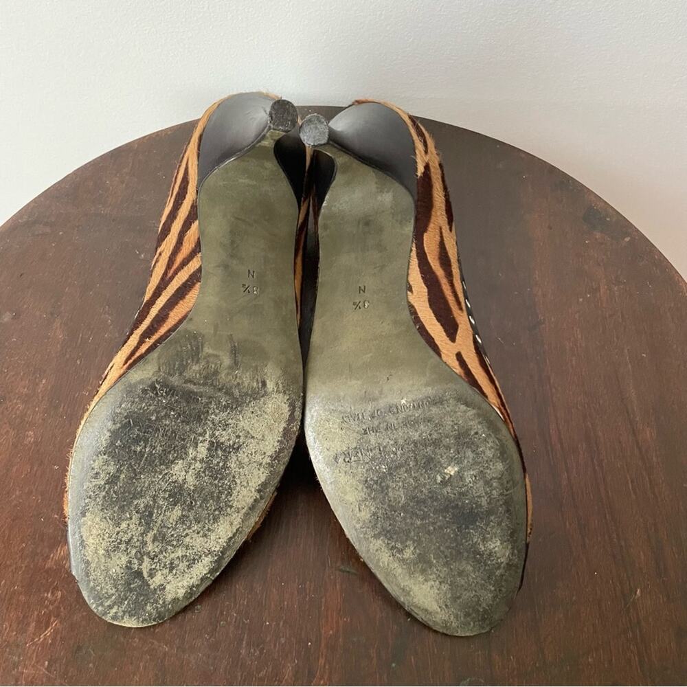Donald J. Pliner Heels - Picture 2 of 10